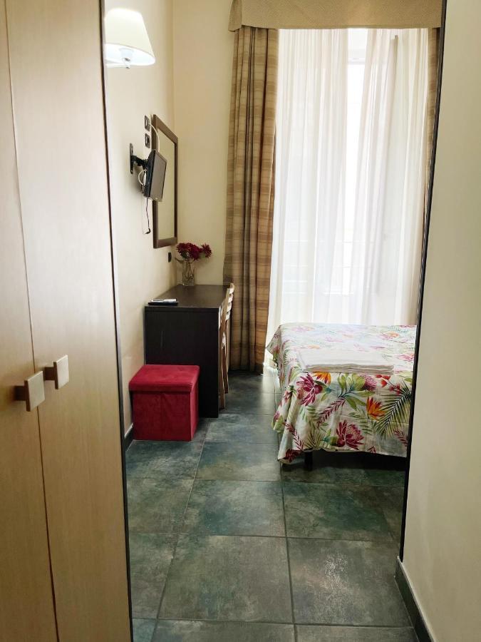 Clarian Affittacamere Roma Esterno foto
